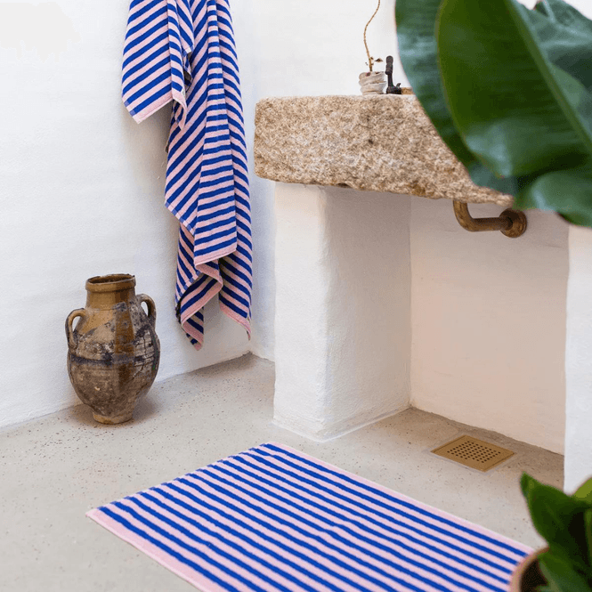 Hovedbilde Naram Badematte - Dazzling blue & Rose