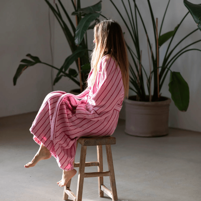 Naram morgenkåpe - baby pink & ski patrol red