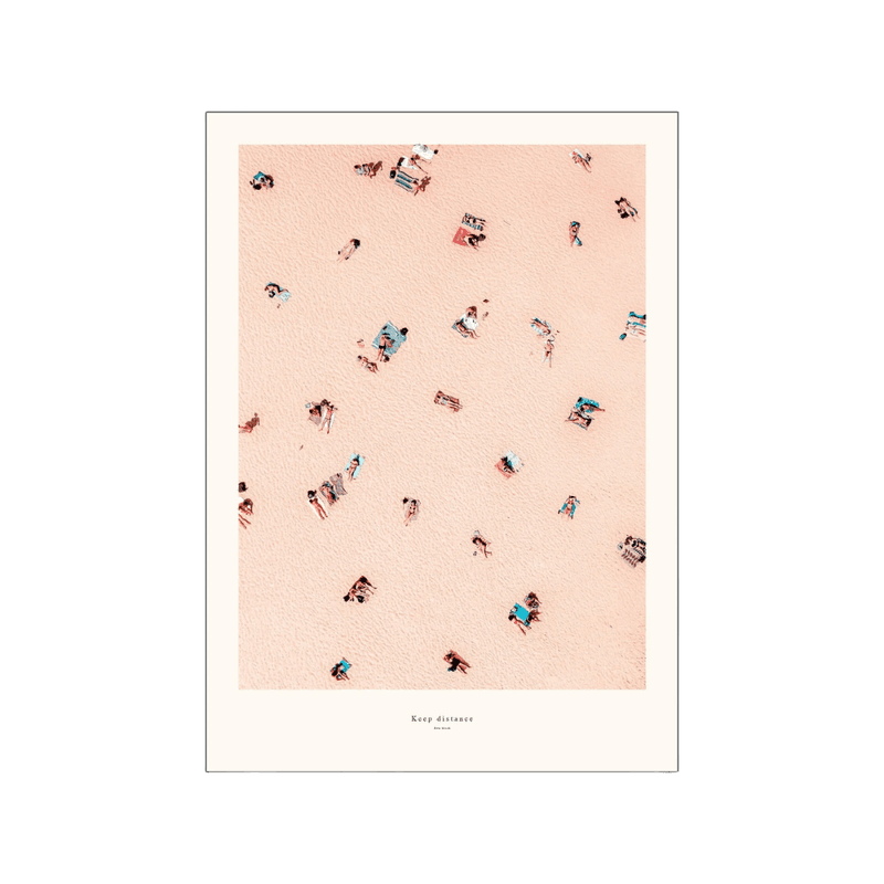 Poster - Distance