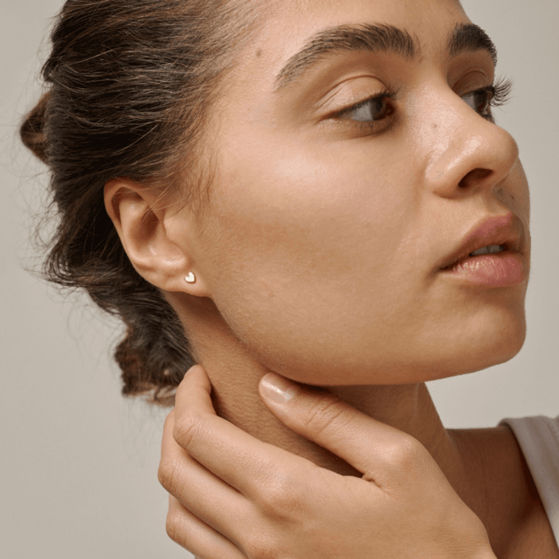 ENAMEL Studs, Amore - Daisy