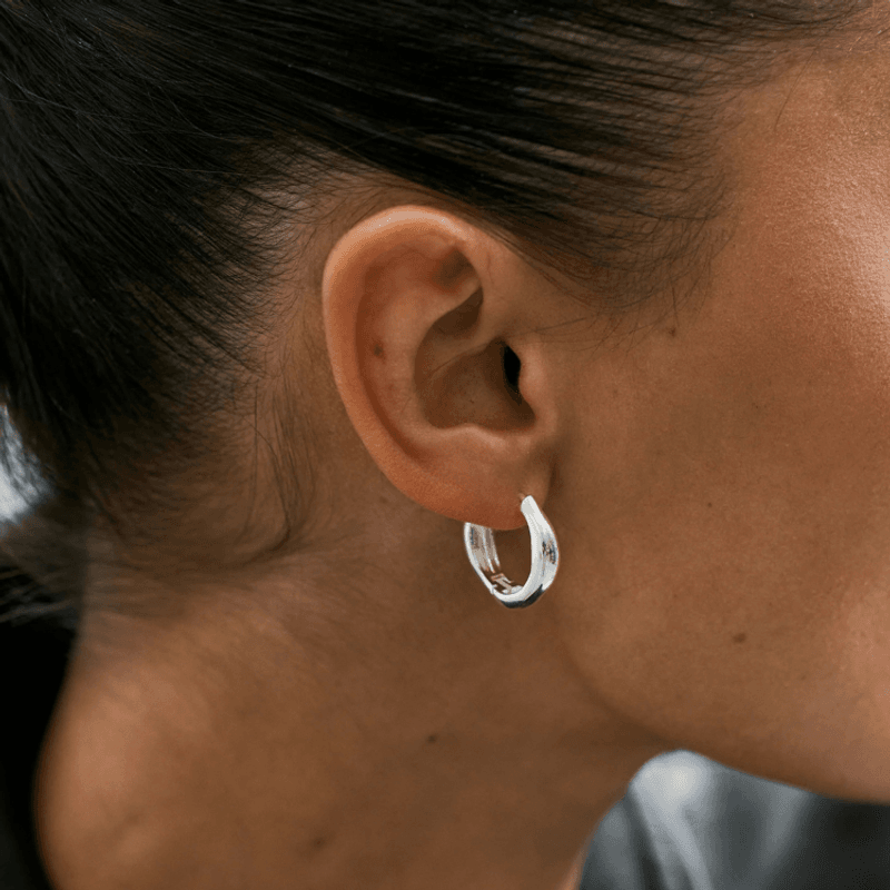 Wavy Hoops Silver