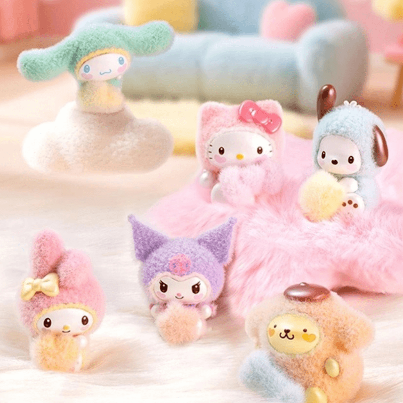 Sanrio Fuzzy Heart Costume Blind Box – Tilfeldig miniatyrfigur
